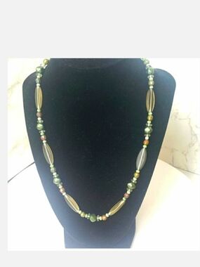 ARTISAN Lucite Resin Beaded Necklace Shades Of Green